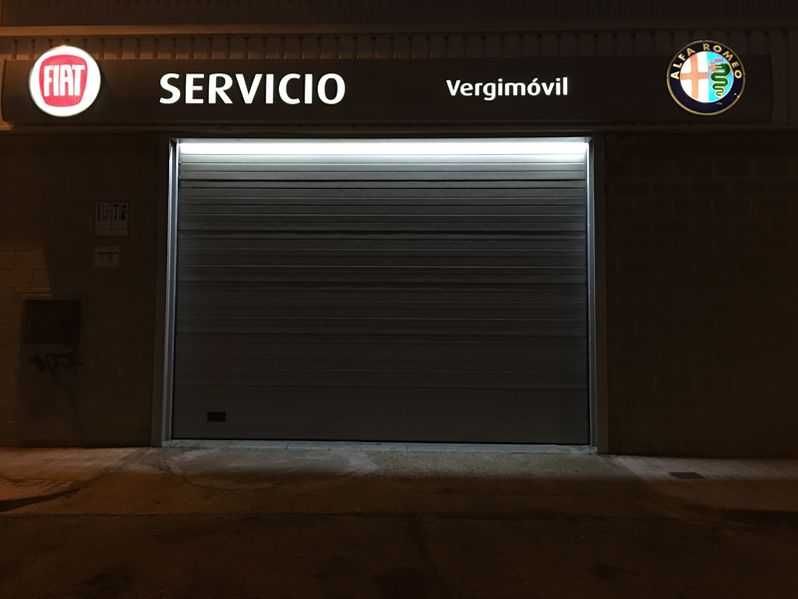 entrada a taller de coches